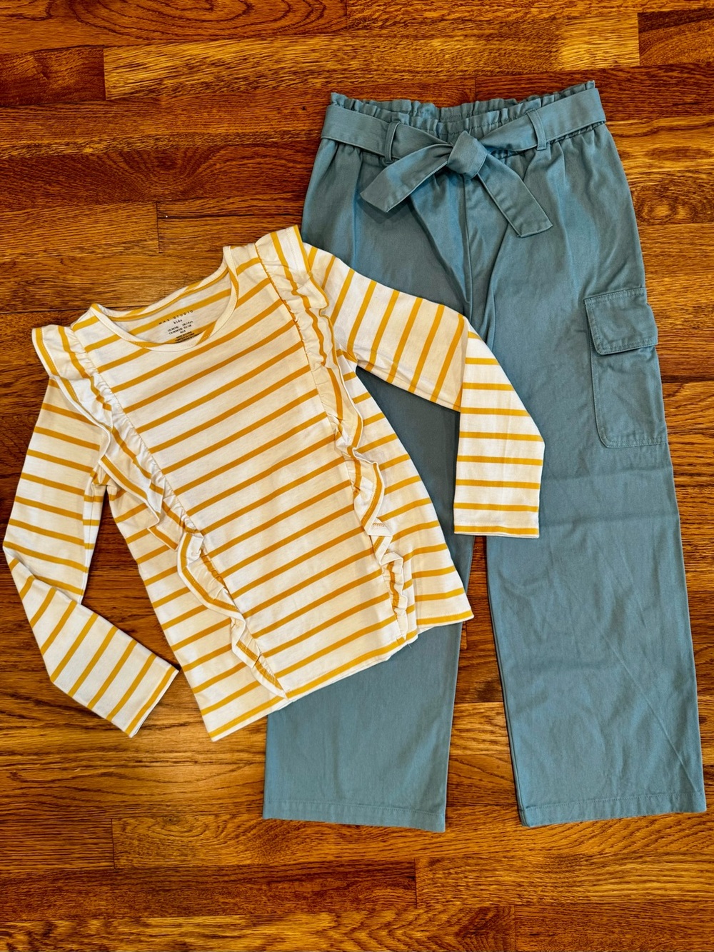 Max Studio Kids Striped Ruffle Long Sleeve Top & Teal Cargo Pants Set - EC - 7/8